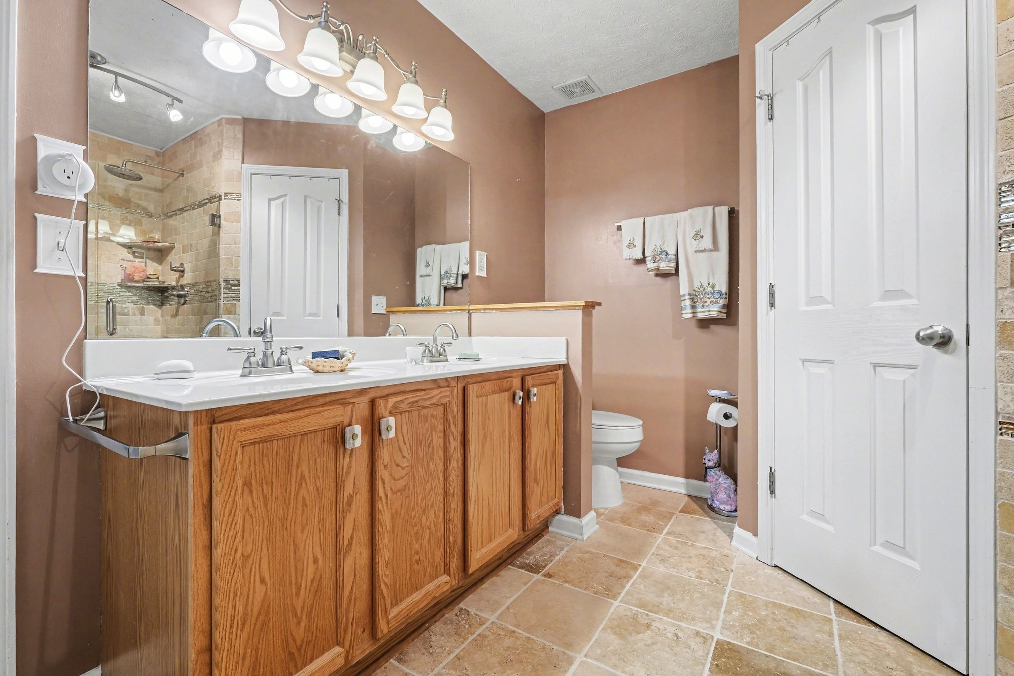 1746 Cason Trl