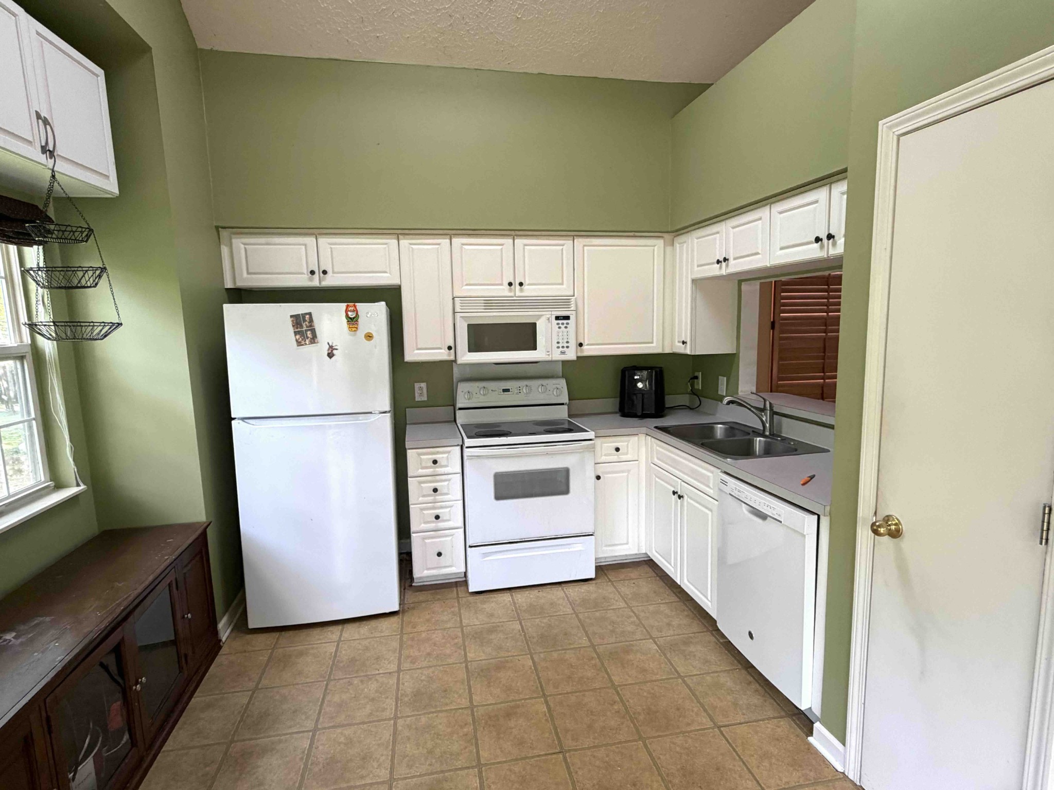 4208 Chesney Glen Dr