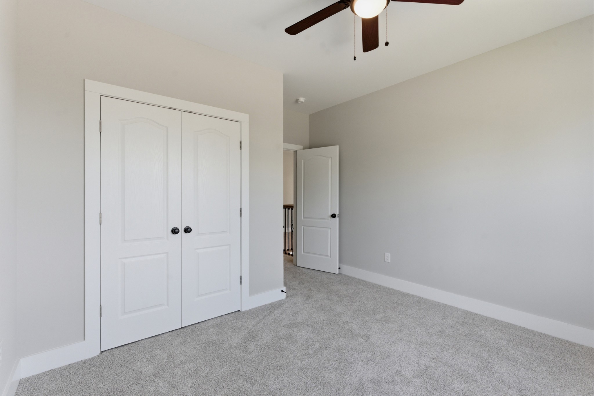 1760 W Main St