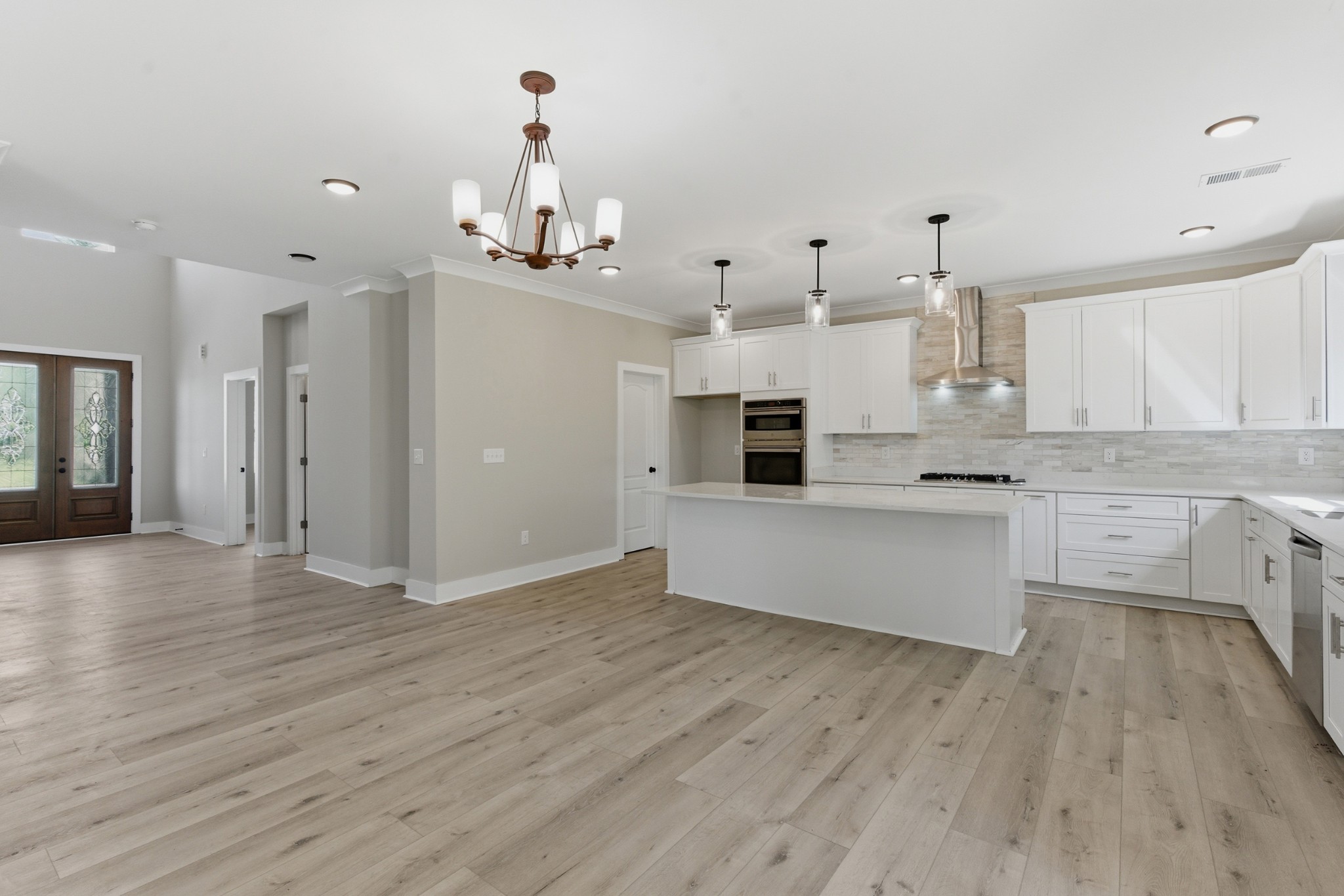 1760 W Main St