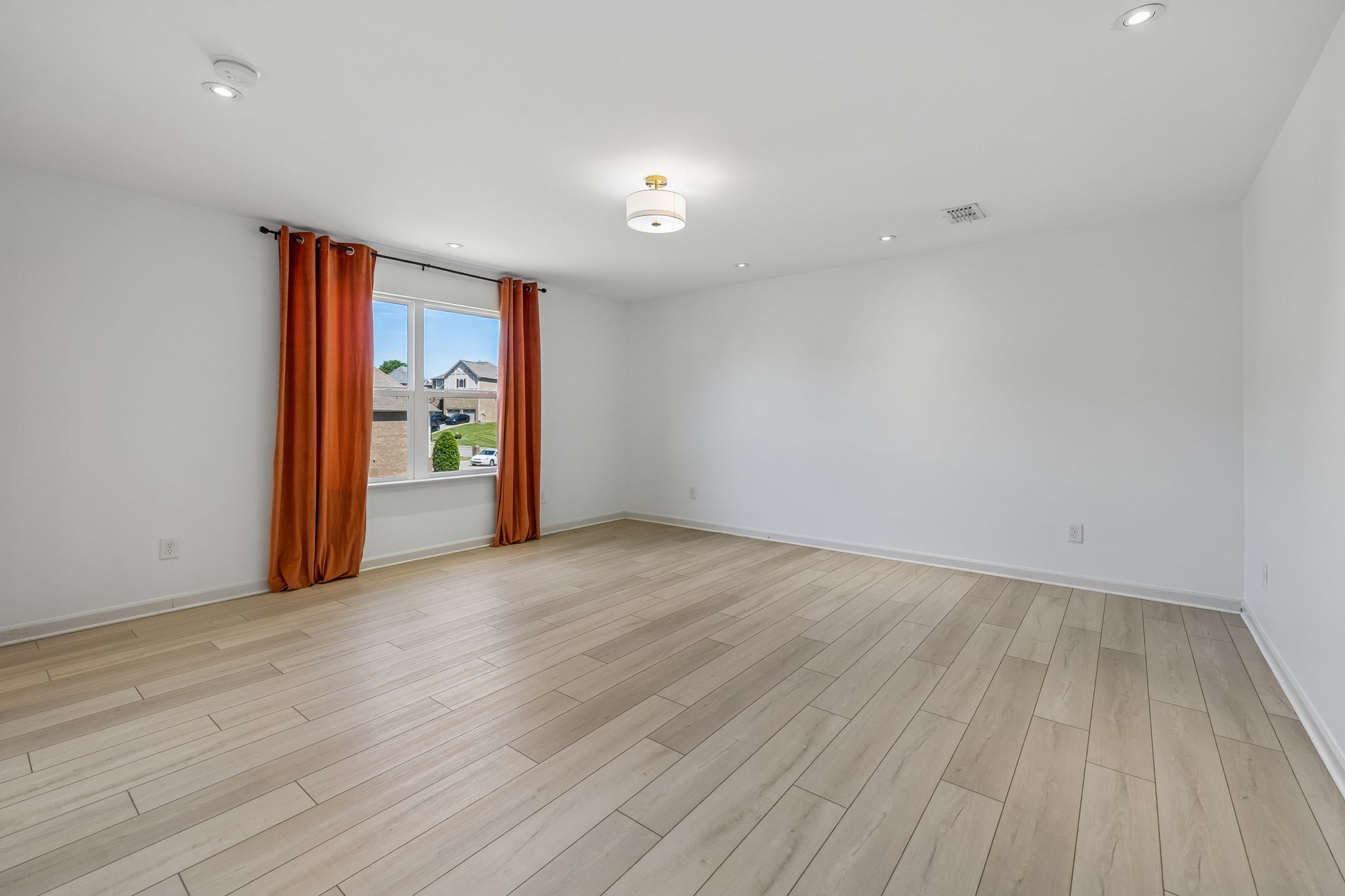 3443 Blackberry Ln
