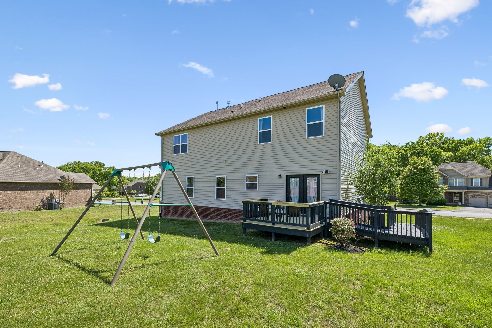 3443 Blackberry Ln