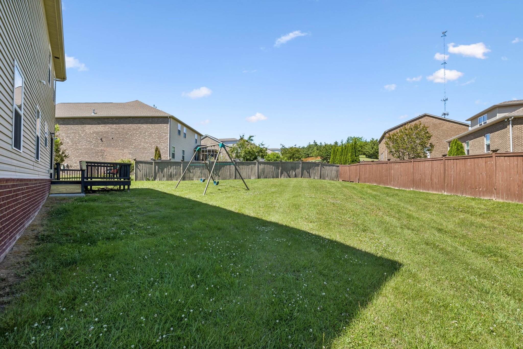 3443 Blackberry Ln