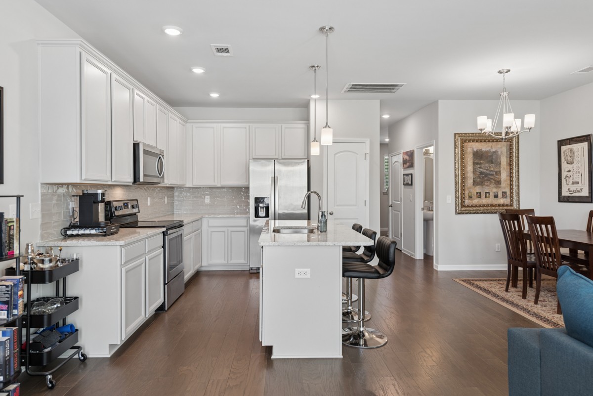 118 Bluestem Ct