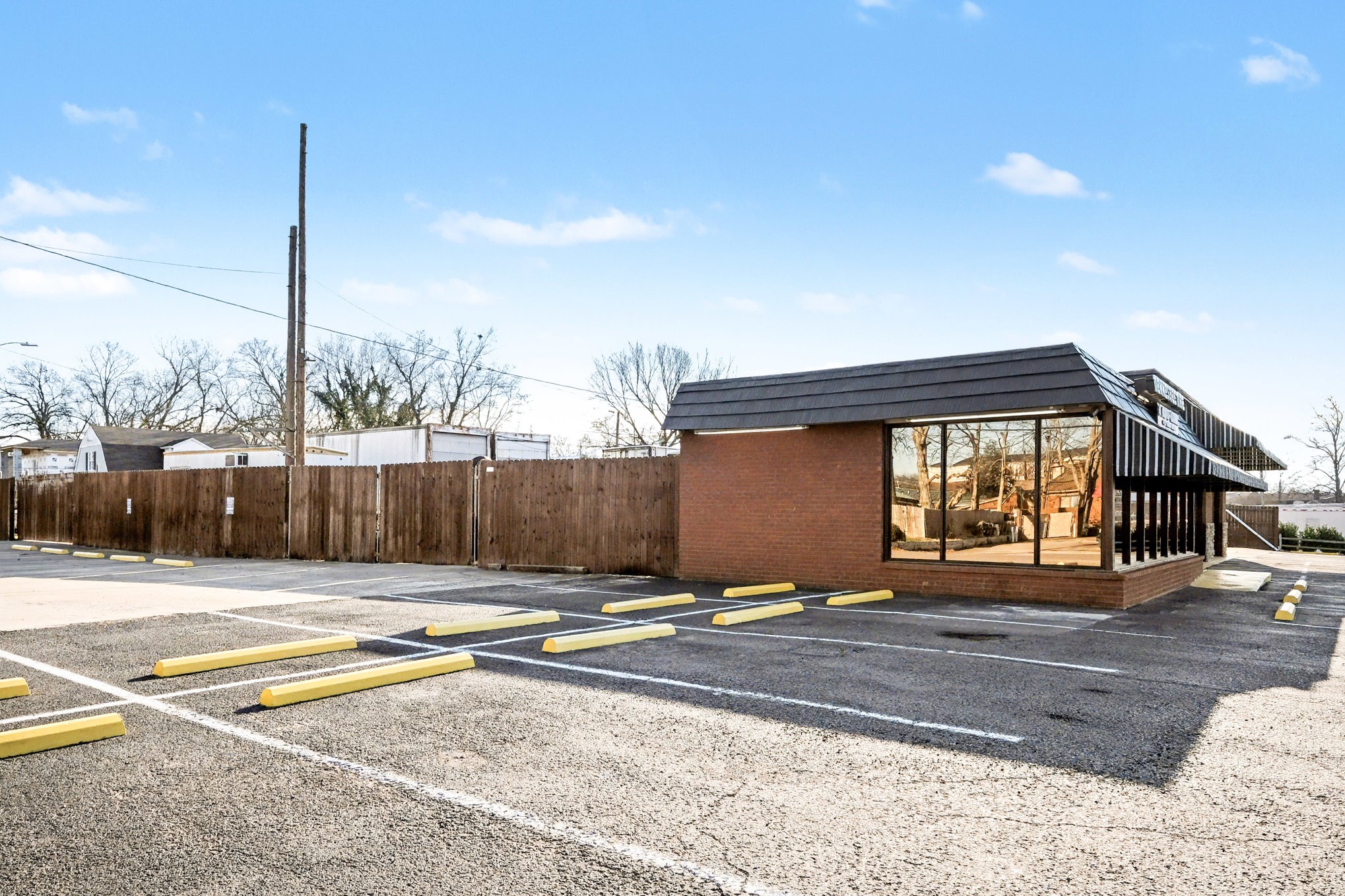 461 S Water Ave