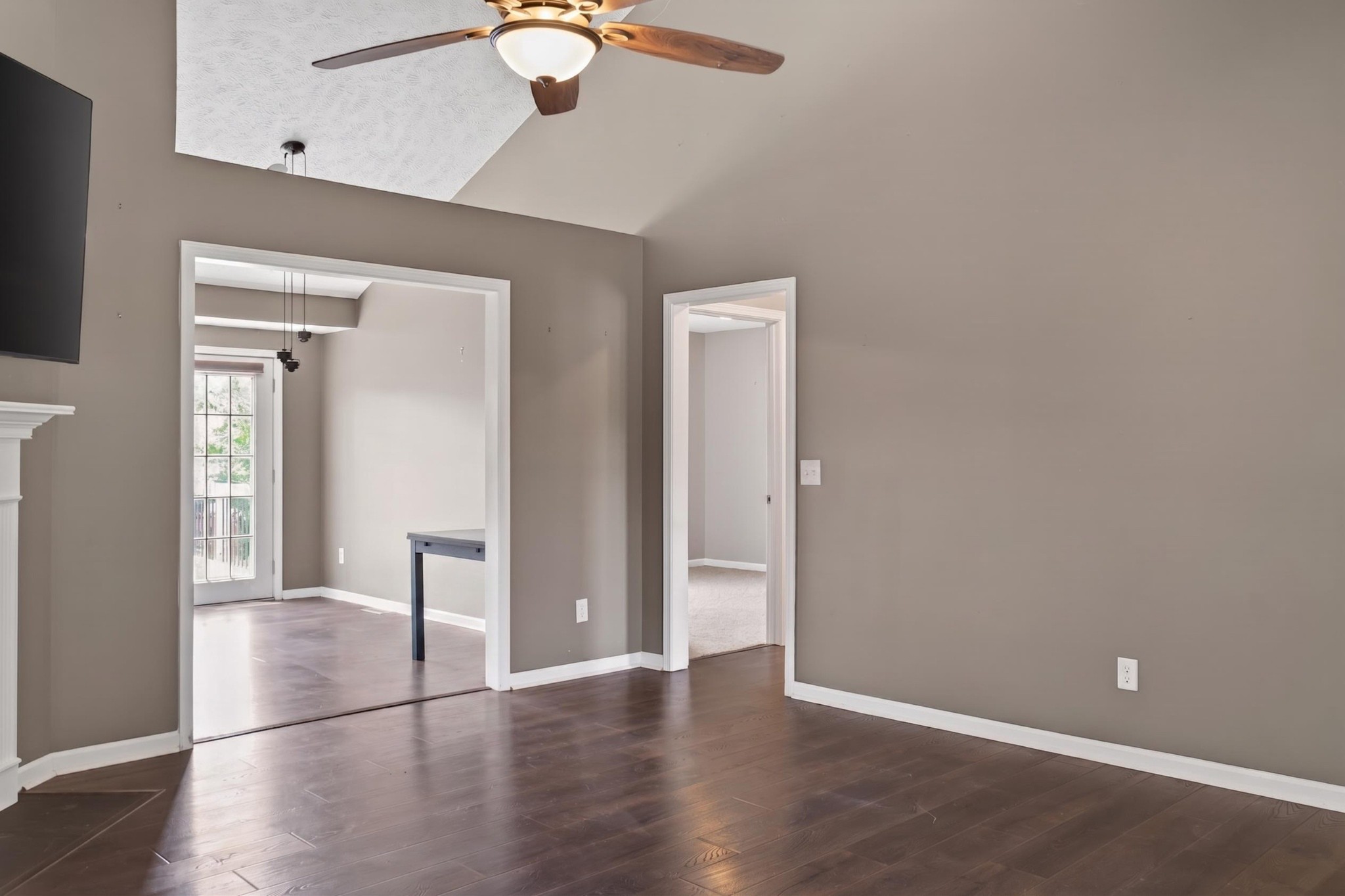 929 Pebble Beach Cir