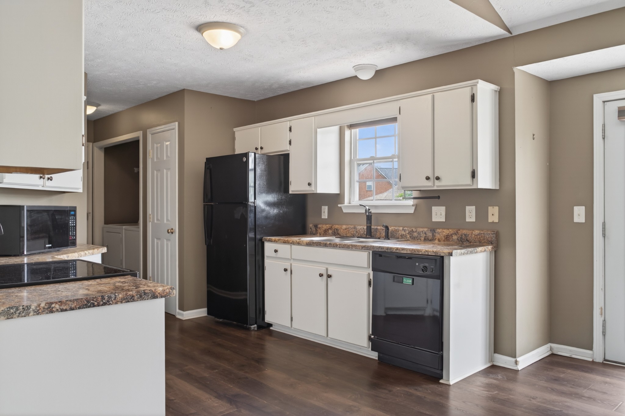 929 Pebble Beach Cir