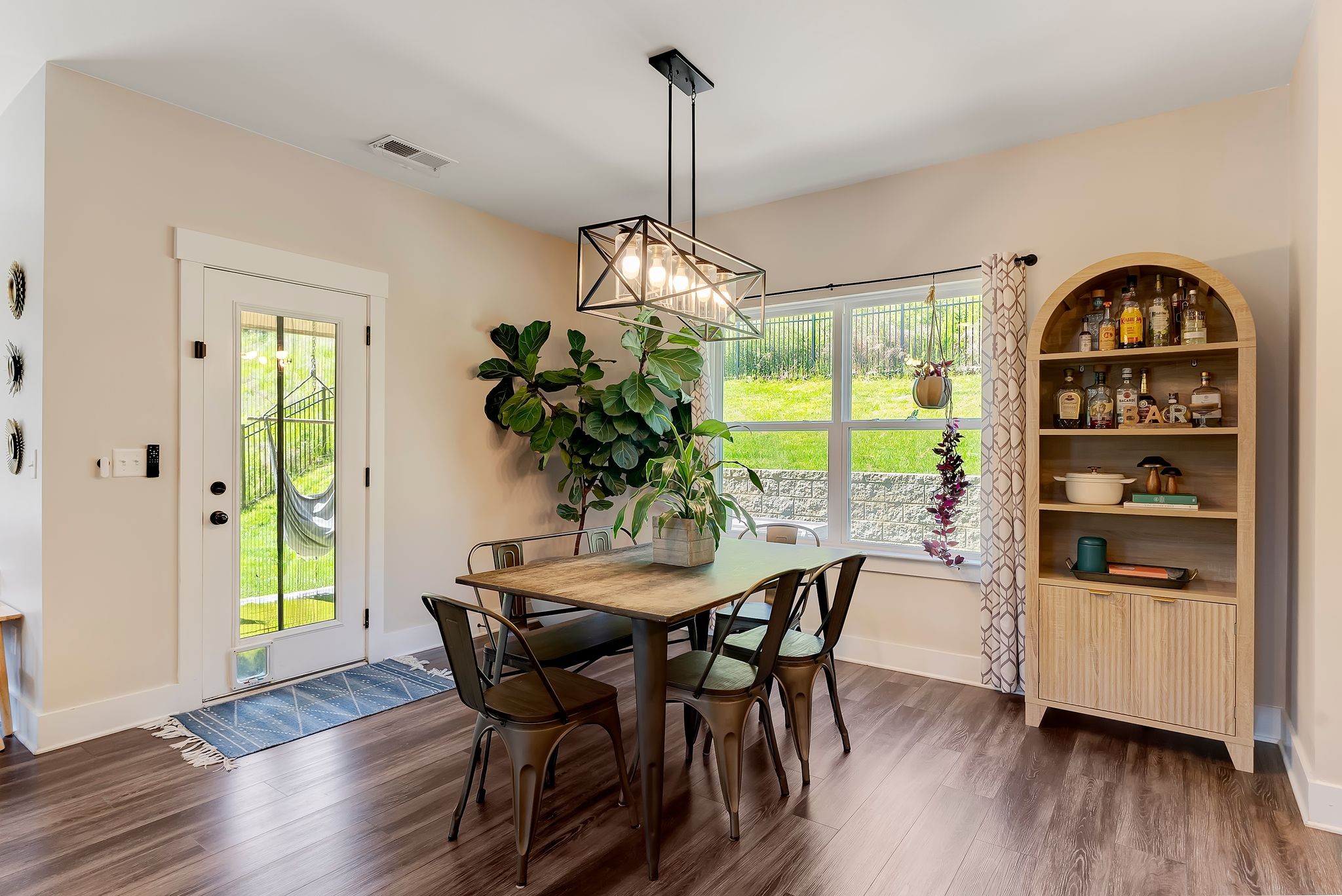 7908 Silver Oak Ct