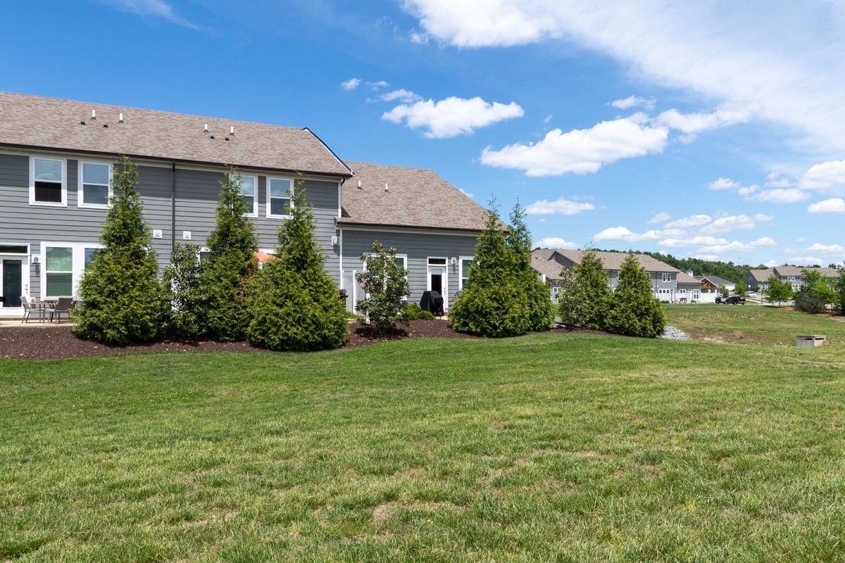23 Holland Ridge Cir