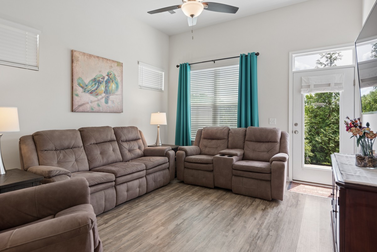 23 Holland Ridge Cir