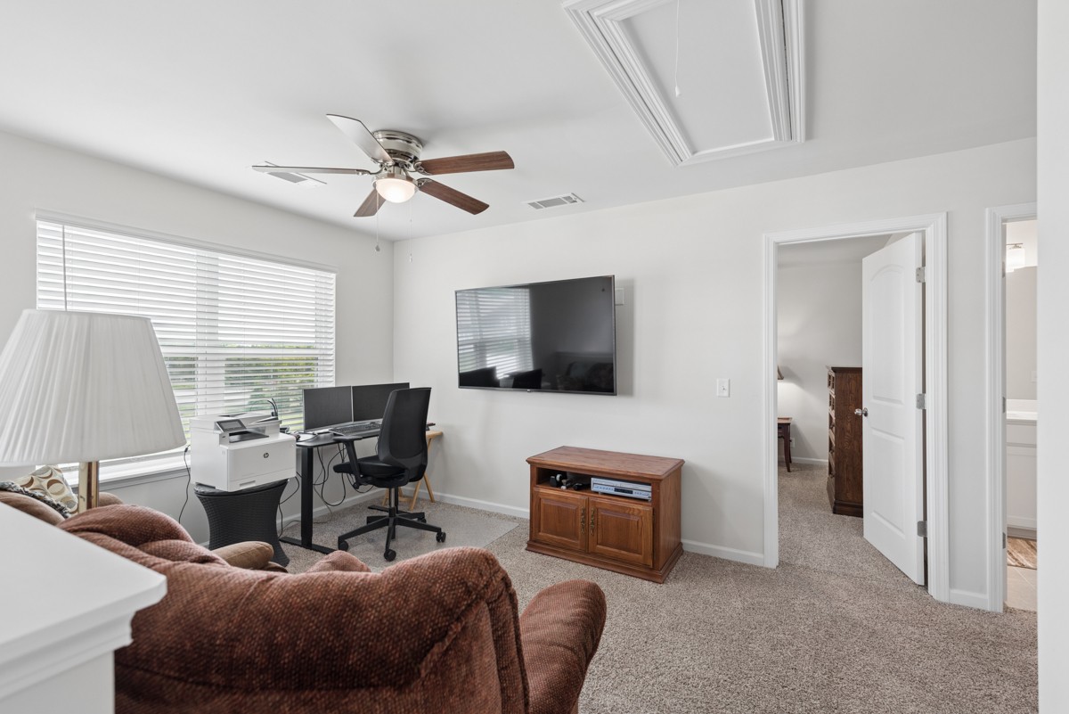 23 Holland Ridge Cir