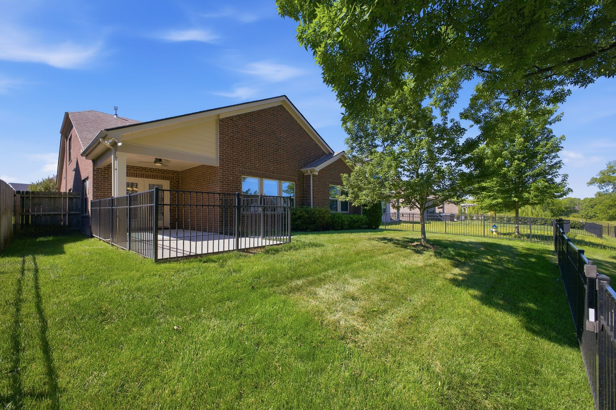 5001 Riverbank Dr