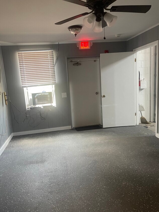 103 Donald St