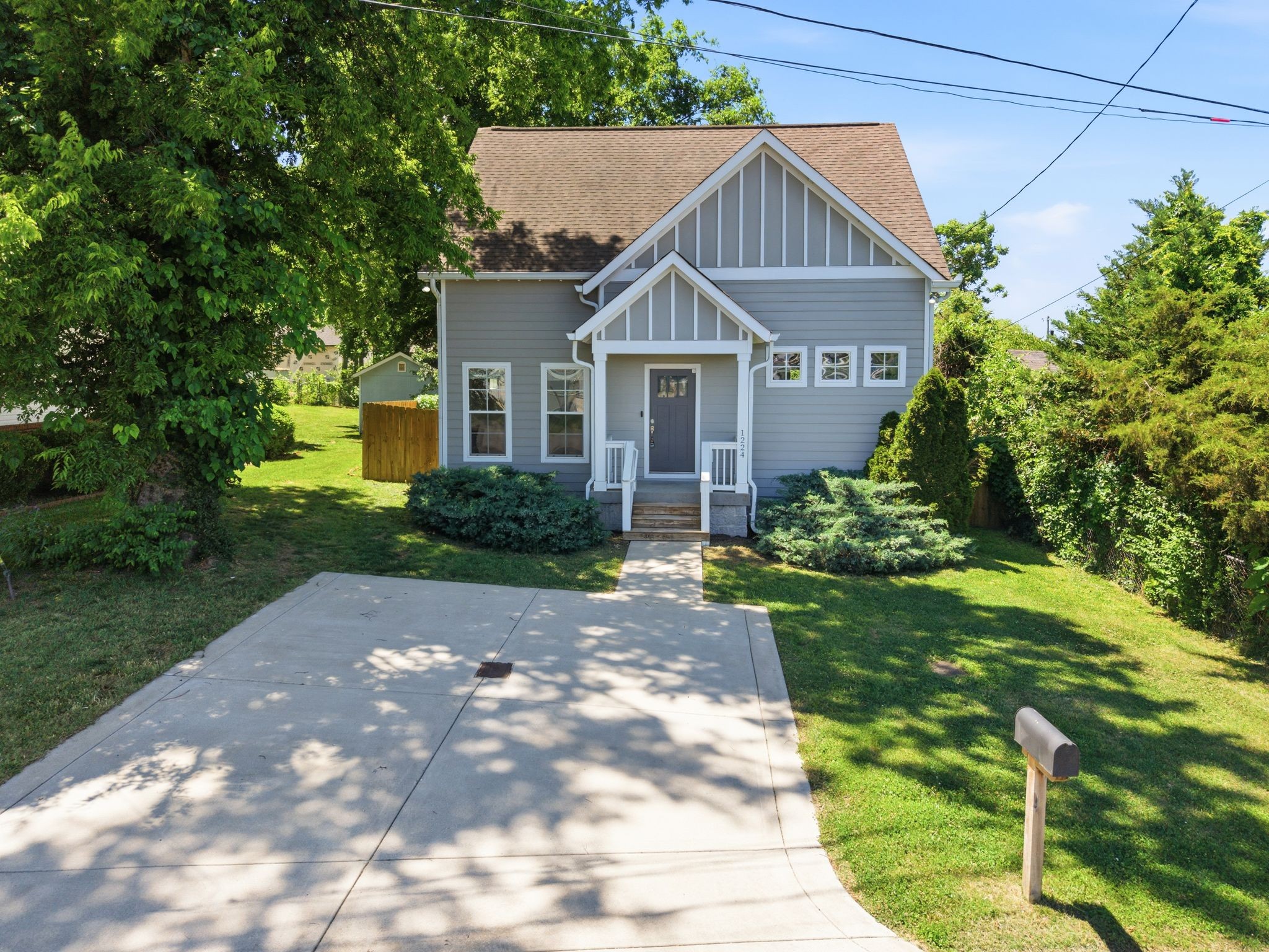1224 Bessie Ave