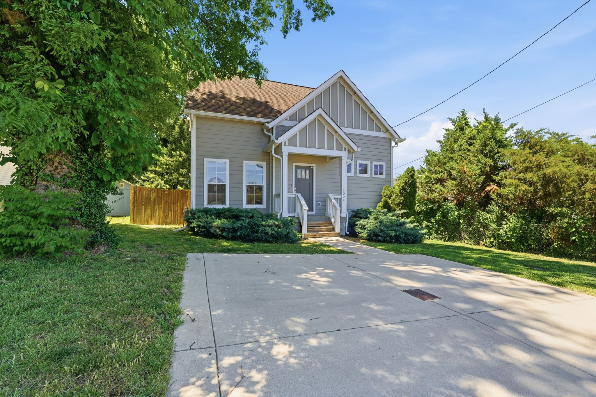 1224 Bessie Ave