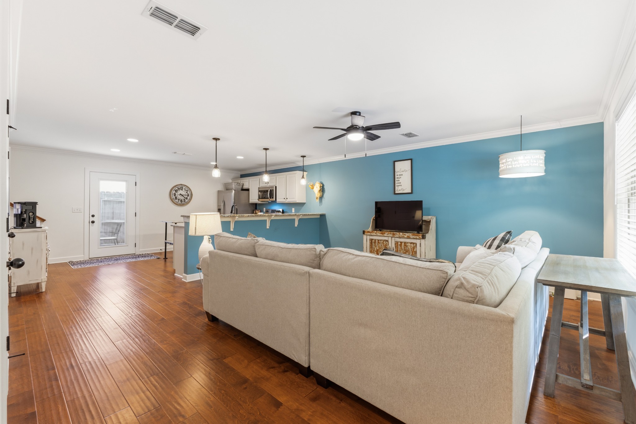 2506 E Main St Unit: A6