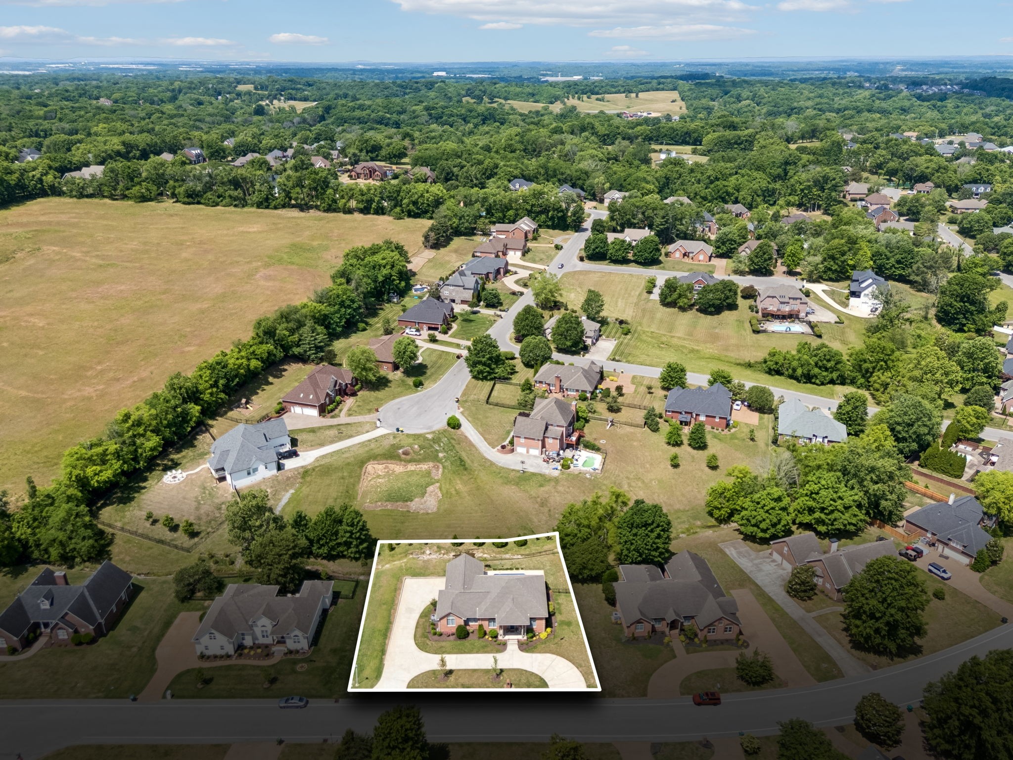 516 Lexington Dr