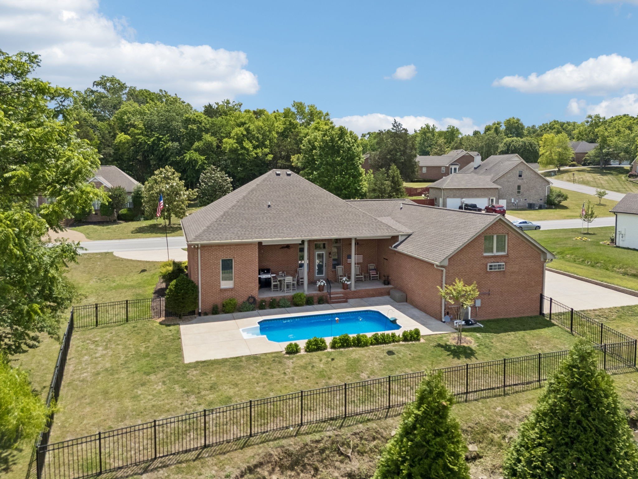 516 Lexington Dr