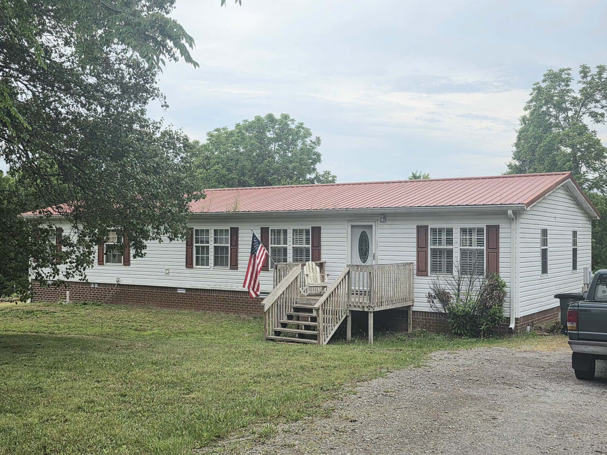 579 Canoe Branch Rd