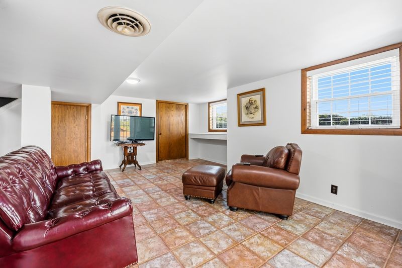 116 Catalpa Dr