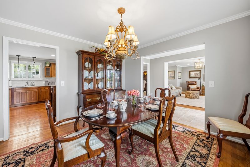 116 Catalpa Dr