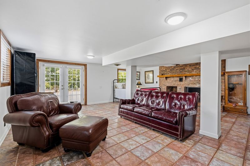 116 Catalpa Dr