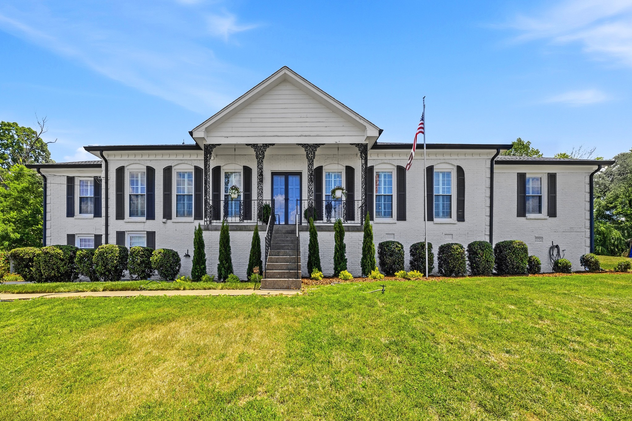 116 Catalpa Dr