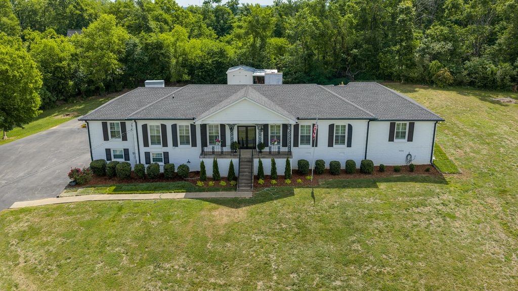 116 Catalpa Dr