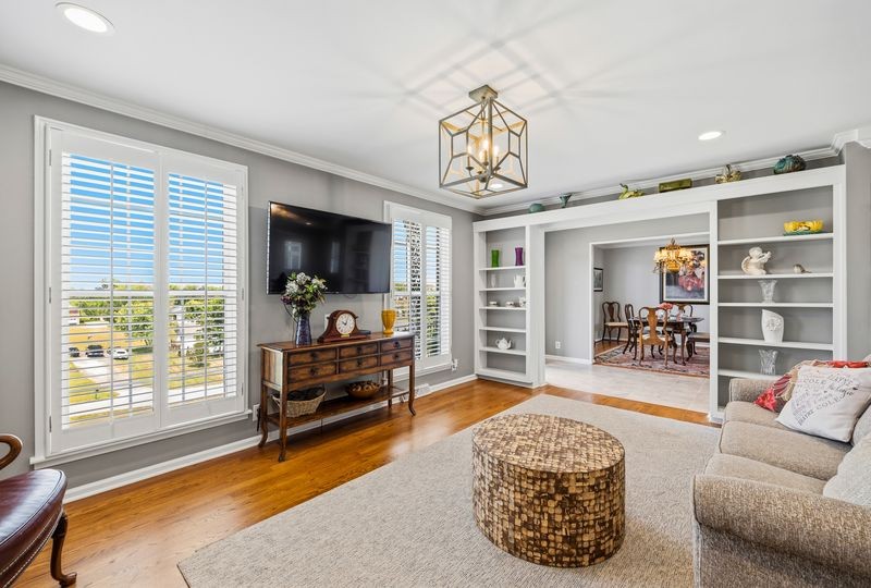116 Catalpa Dr