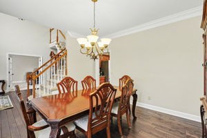 808 Overhills Dr