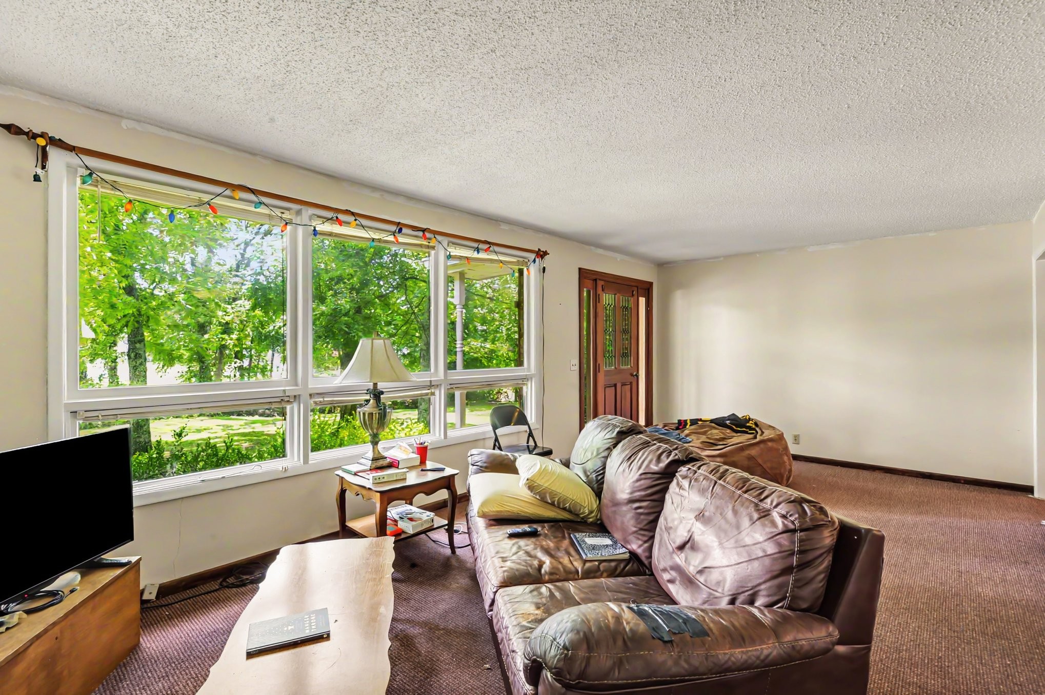 695 Overlook Dr