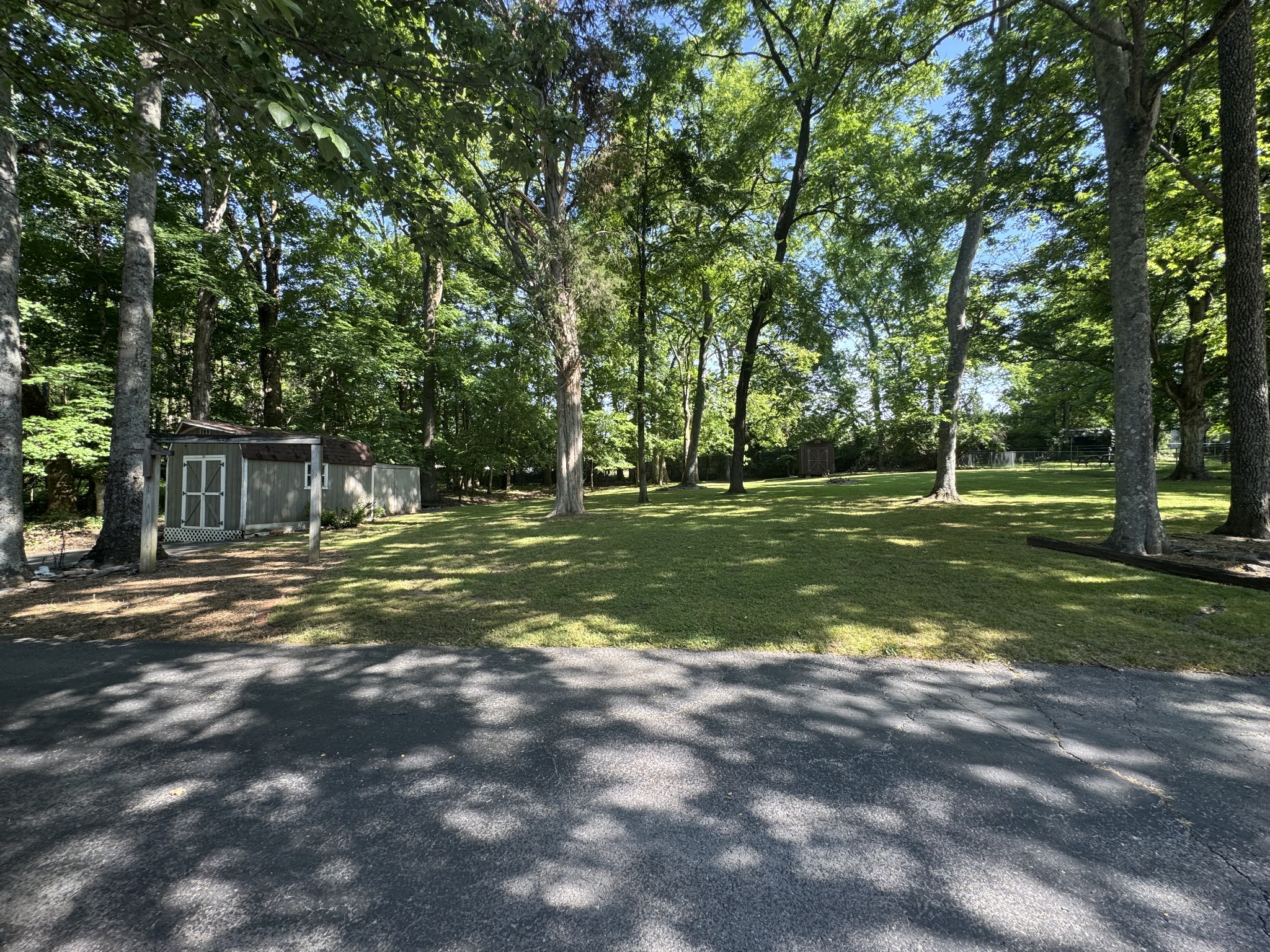 695 Overlook Dr