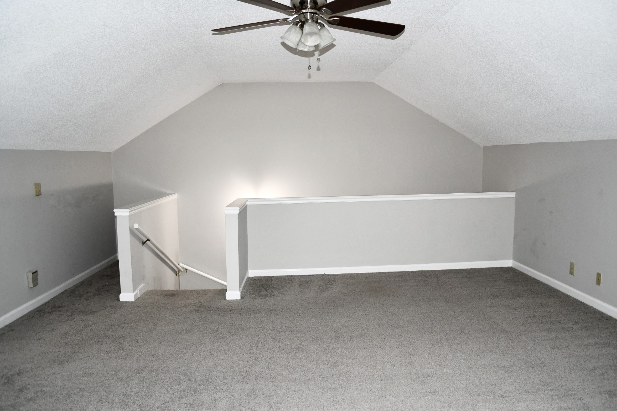 2030 Hidden Cove Rd