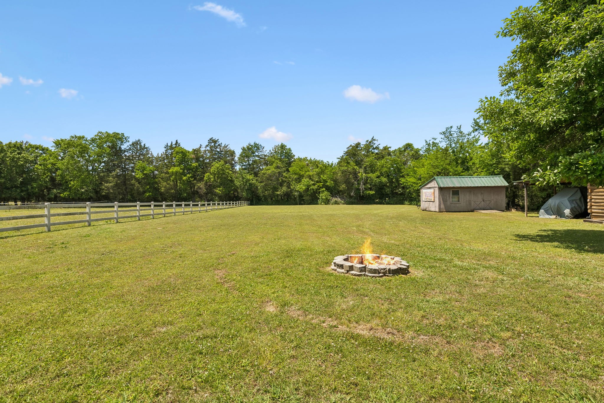 6221 Corinth Rd