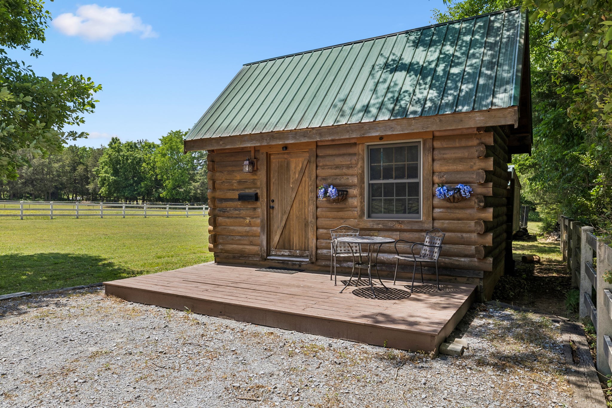 6221 Corinth Rd