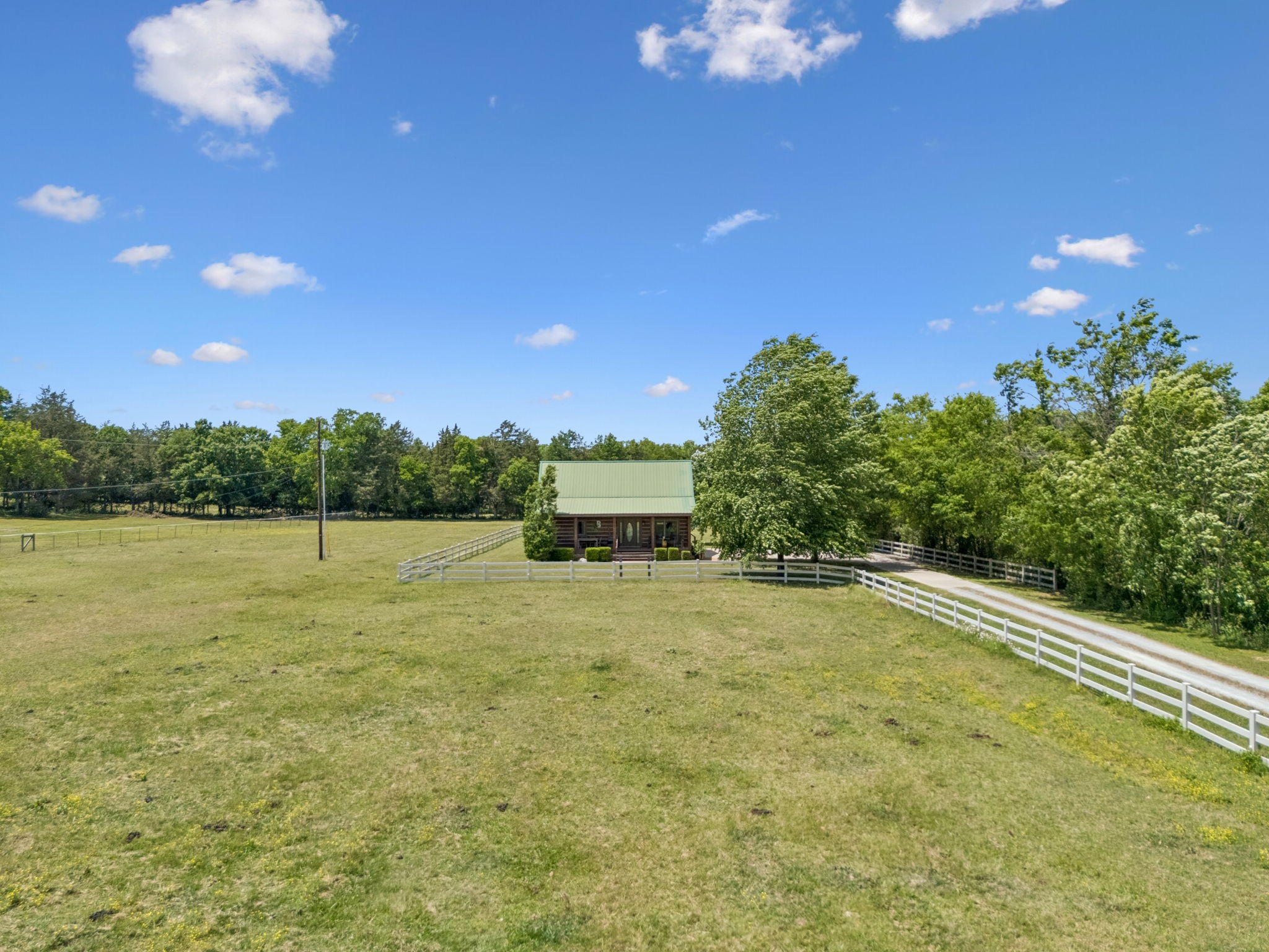 6221 Corinth Rd