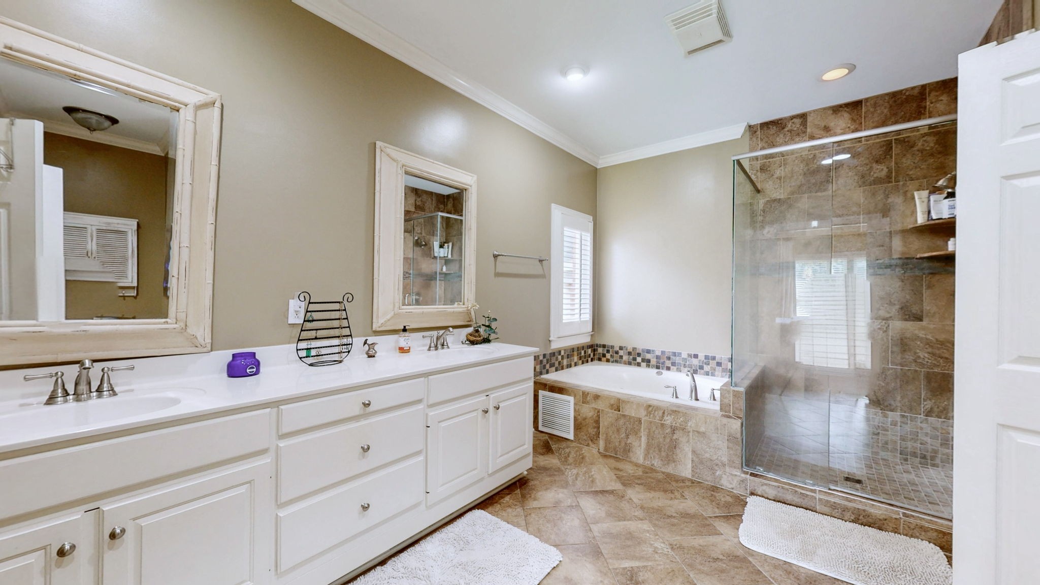 309 Evan Ct