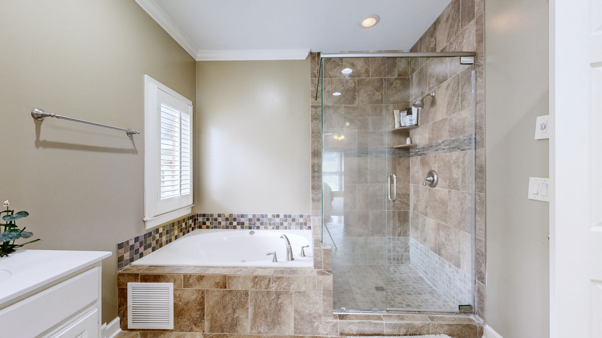 309 Evan Ct