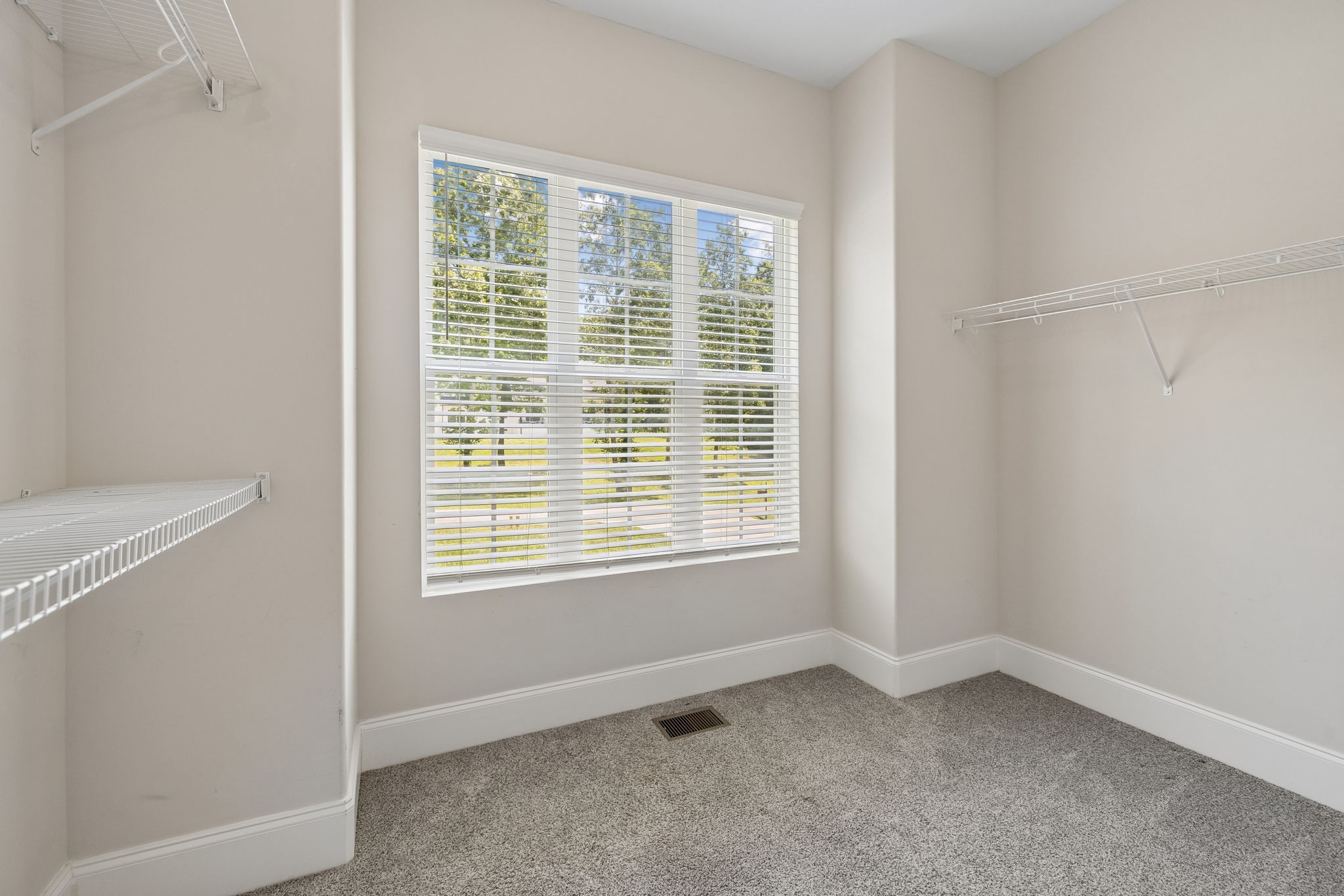 4530 General Forest Cir