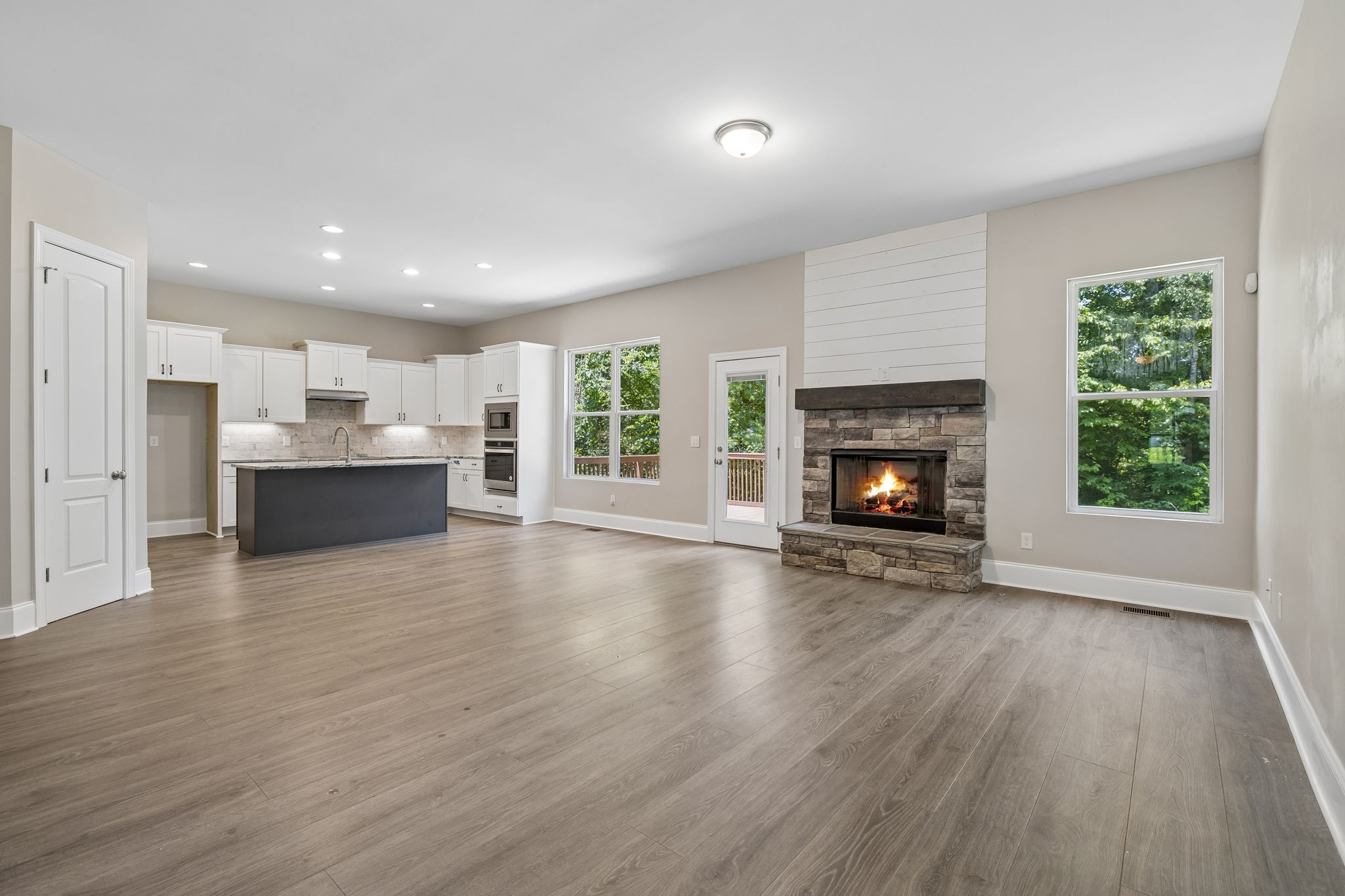 4530 General Forest Cir