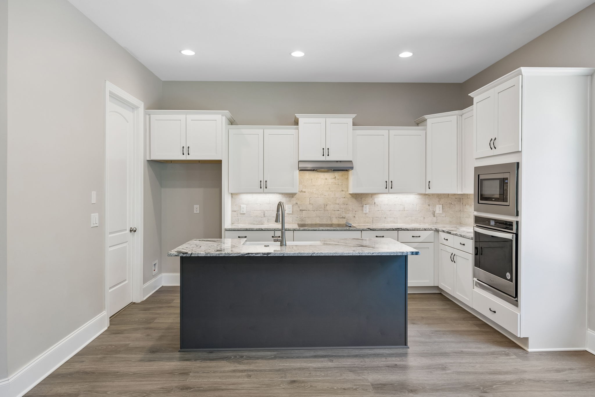 4530 General Forest Cir
