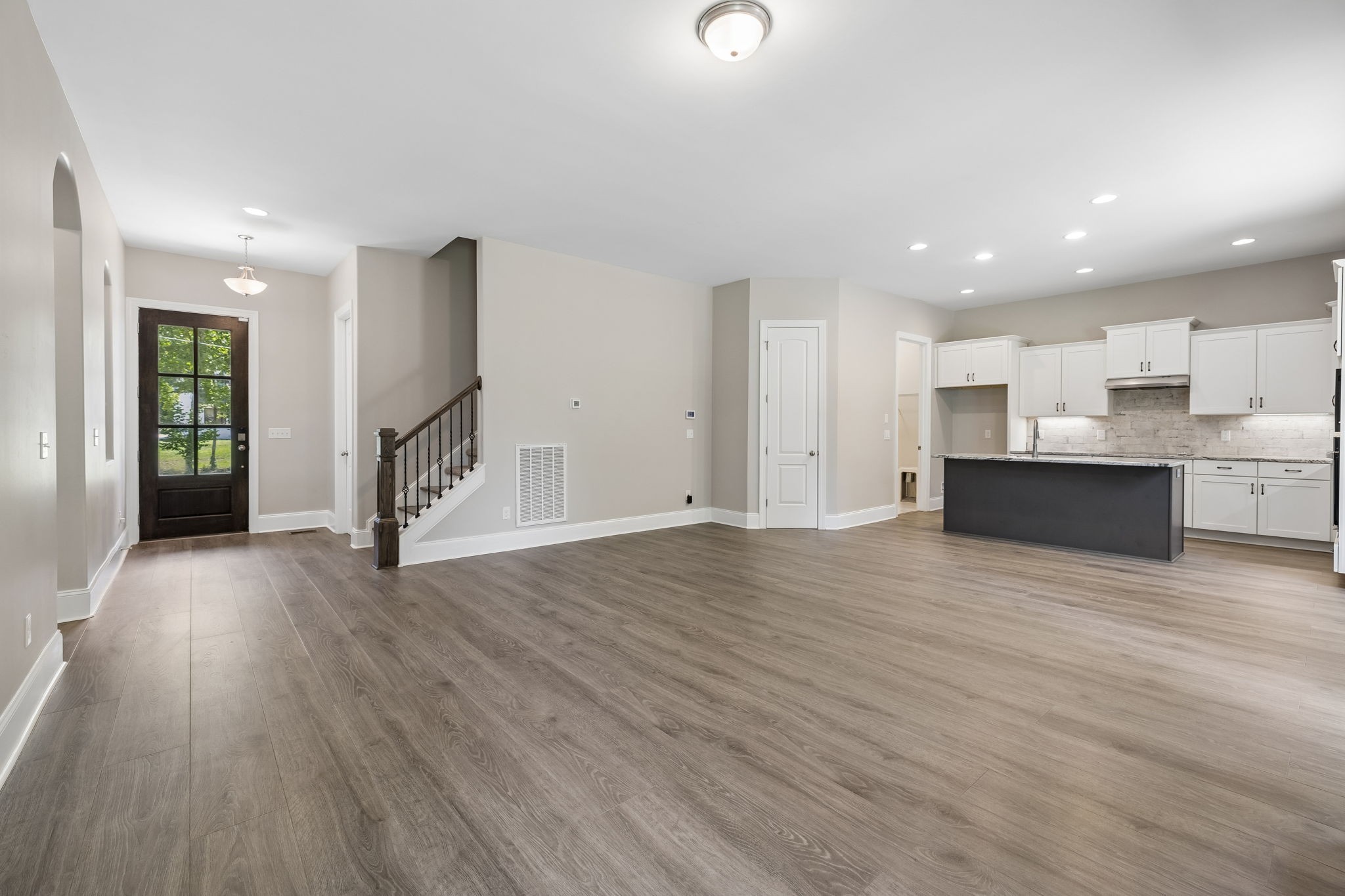 4530 General Forest Cir