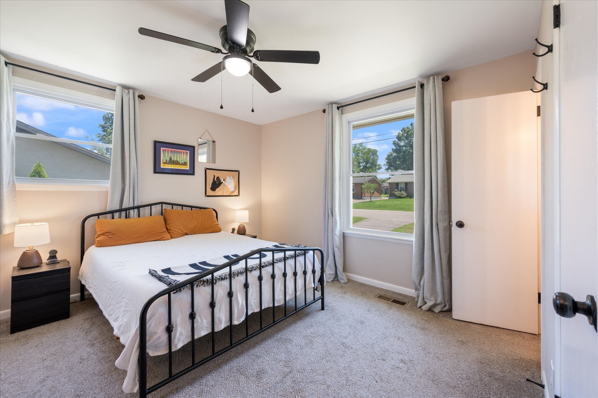 4848 Whittier Dr