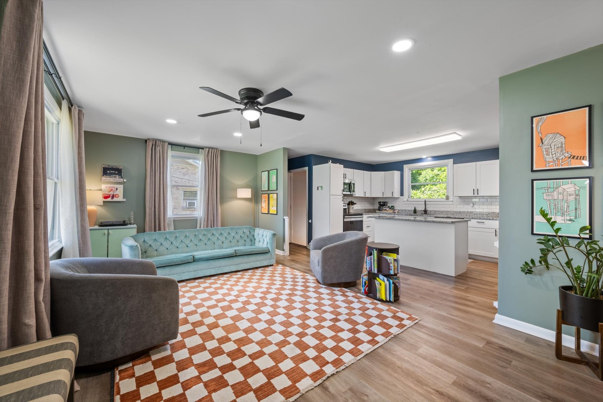 4848 Whittier Dr