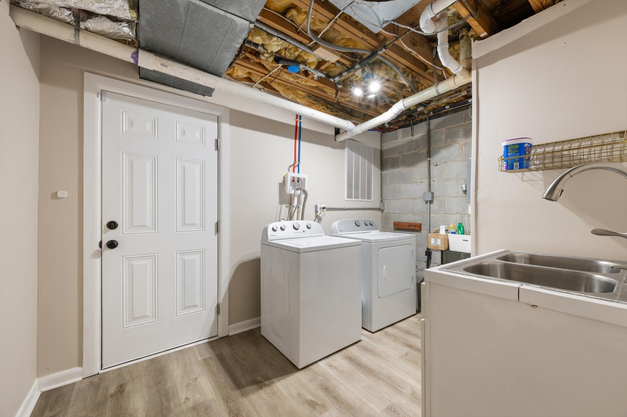 4848 Whittier Dr