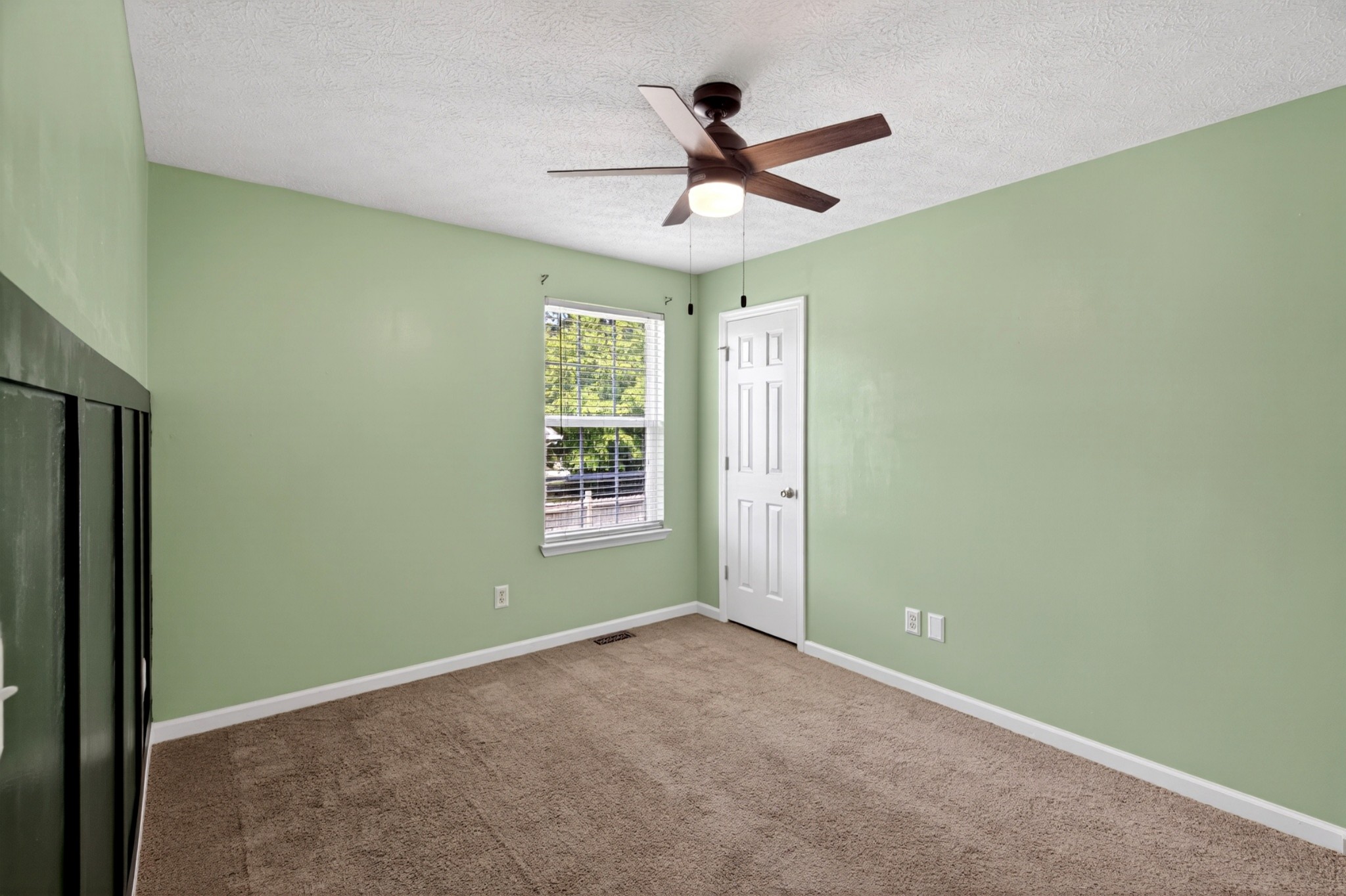 803 Spring Meadow Ln