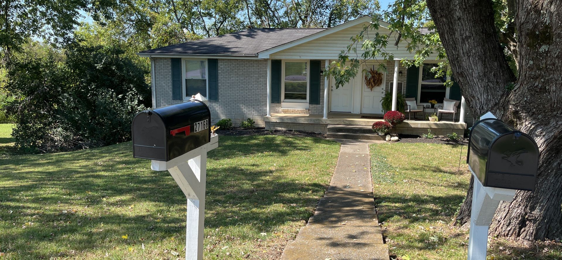 2716 Donna Hill Dr