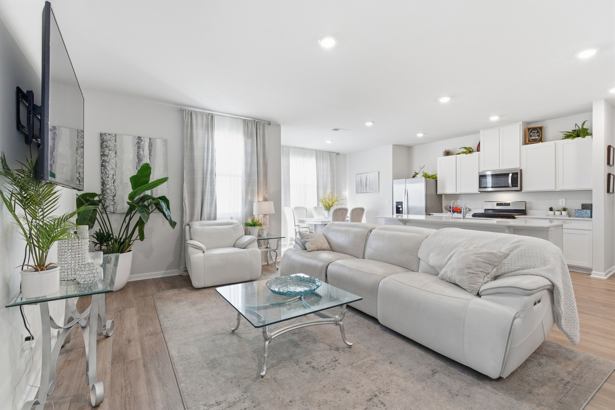 5026 Benelli Dr