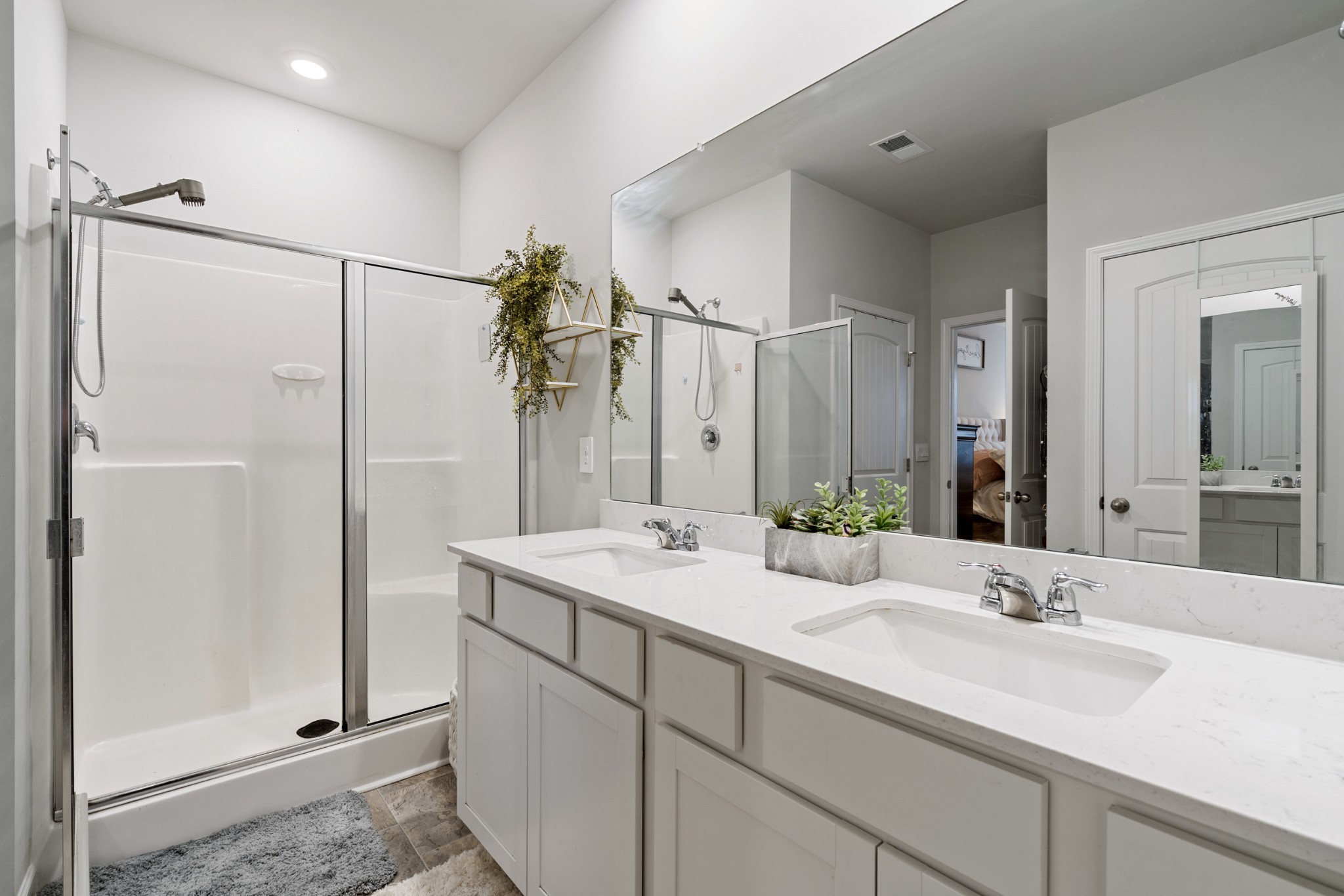 5026 Benelli Dr