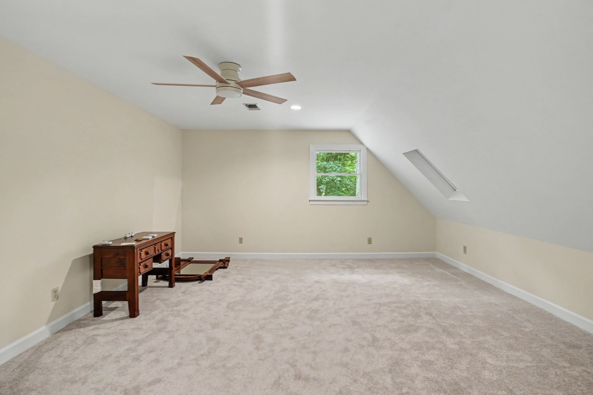 217 Scenic Ridge Ct